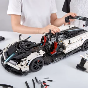 Rastar 1:8 Pagani Huayra BC veliki set kockica za sastavljanje vozila s daljinskim upravljačem - Slika 5