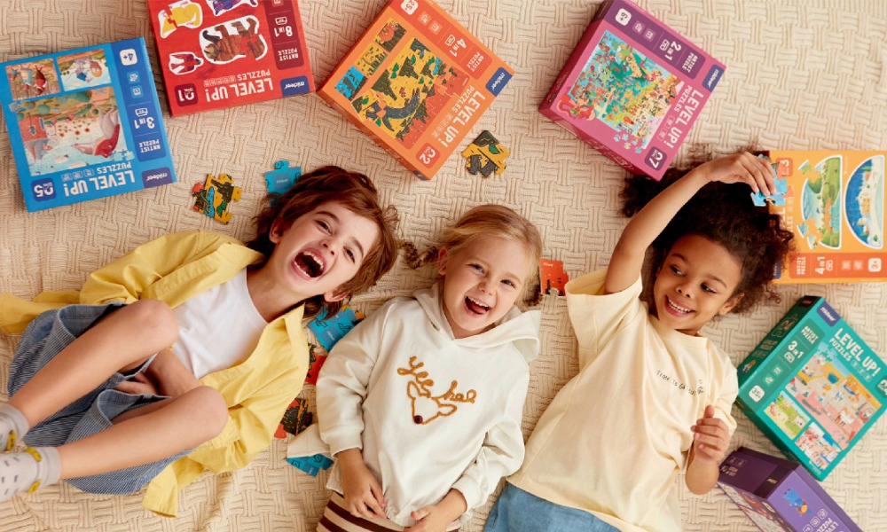 Zašto roditelji diljem svijeta obožavaju Mideer igračke? - fotgrafija djece s Mideer puzzleama